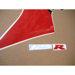 Honda CBR 125R 2004 RED VERSION ADHESIVOS (Producto compatible)